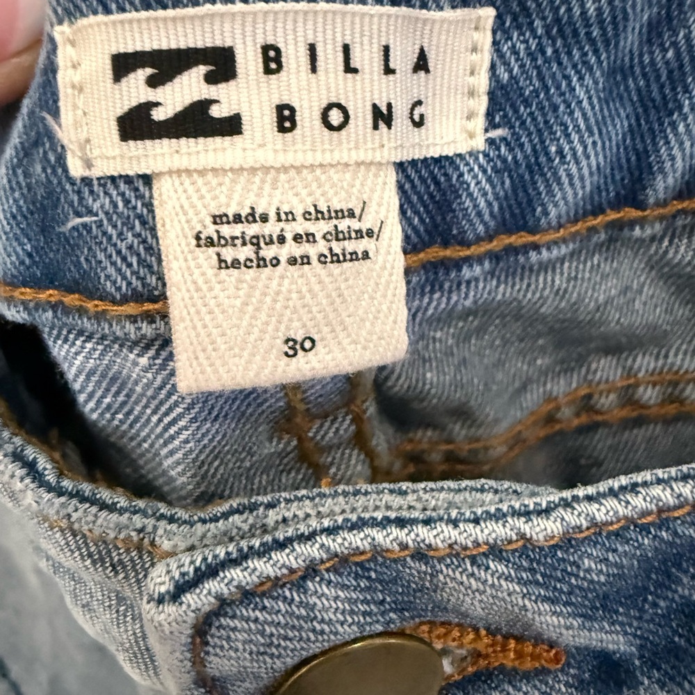 Billabong - Drift Away Denim Raw Hem Distressed Shorts - 2inch Inseam - 30 - Picture 8 of 9